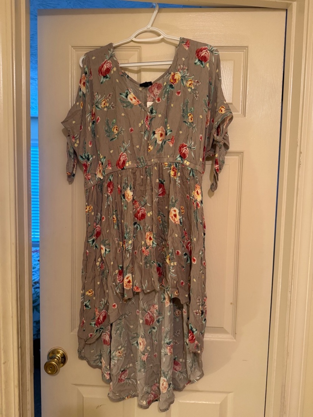 Floral High-Low Cold-Shoulder Babydoll Tunic- Taupe with Multicolor Roses